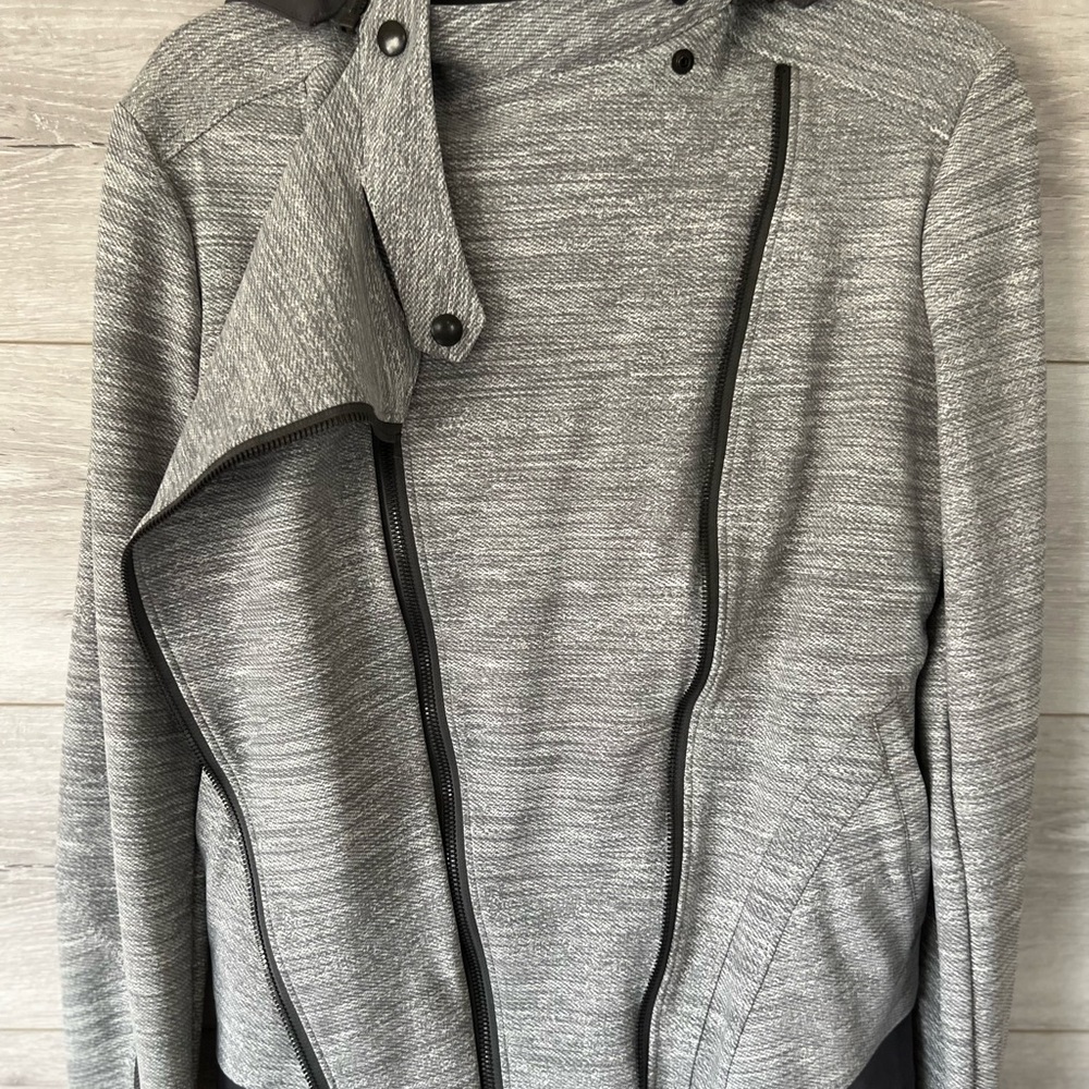 Lululemon Bust A Move Jacket Commuter Denim Silver Spoon Slate - Picture 6 of 9